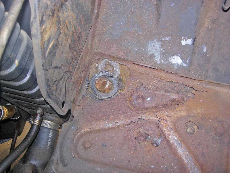 How To Install A Battery Tray » NAPA Blog