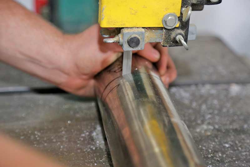 KnowHow Notes How to Cut Metal Tubing » NAPA Blog
