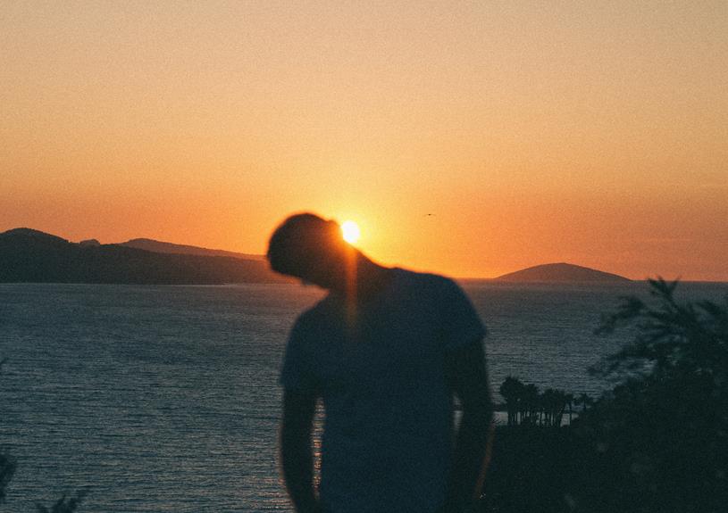 How to Prevent Sun Fading on Your TShirts Knowing Fabric