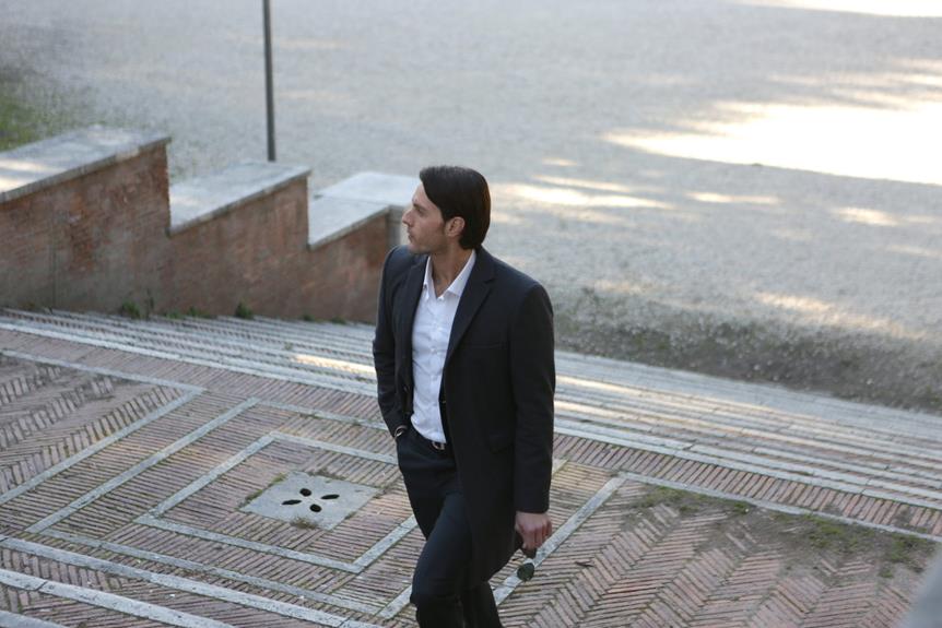 How to Adjust a Small Bathing Suit in 5 Easy Steps Knowing Fabric