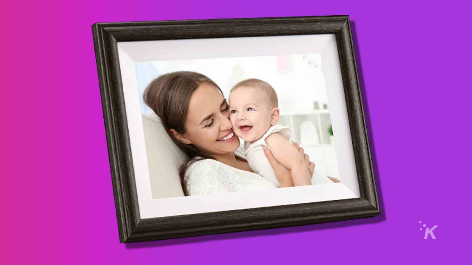 This WiFi digital picture frame is down to an incredible 60 KnowTechie