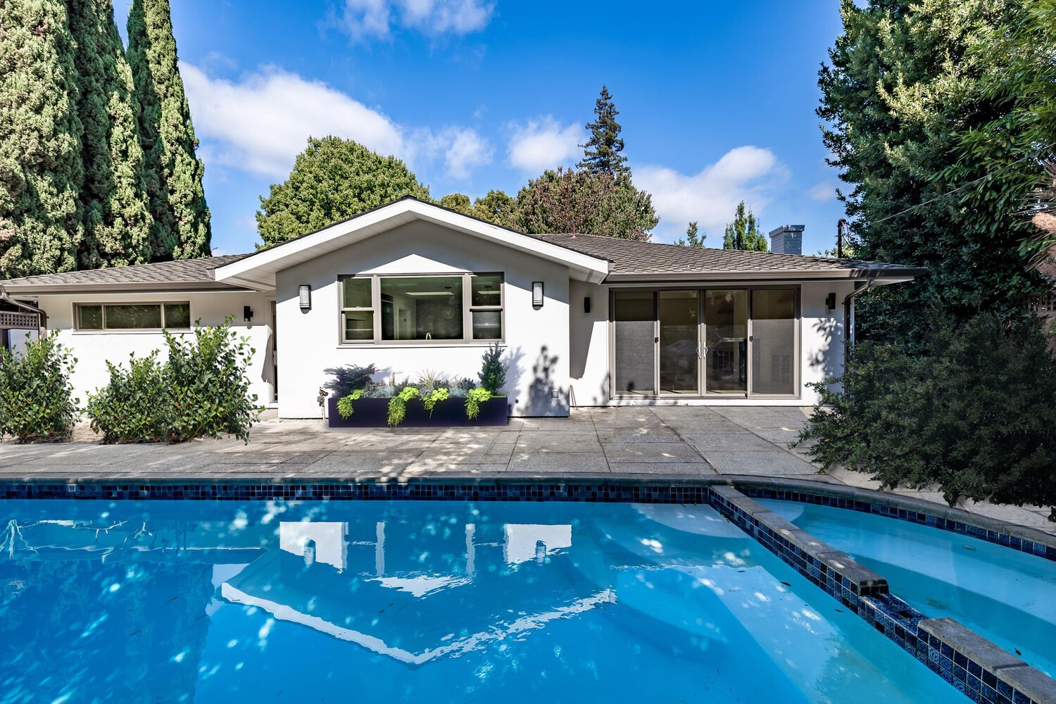 KNR Design Studio Menlo Park MidCentury Modern