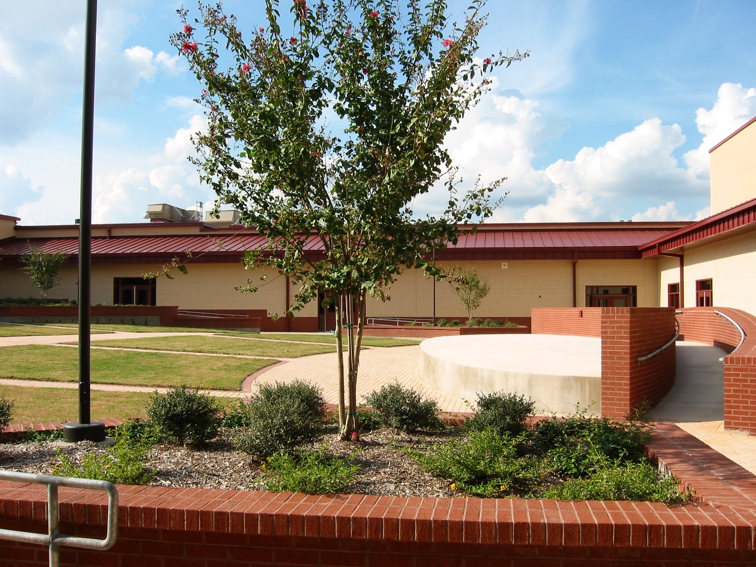 Rawlinson Middle School KNRG Architecture