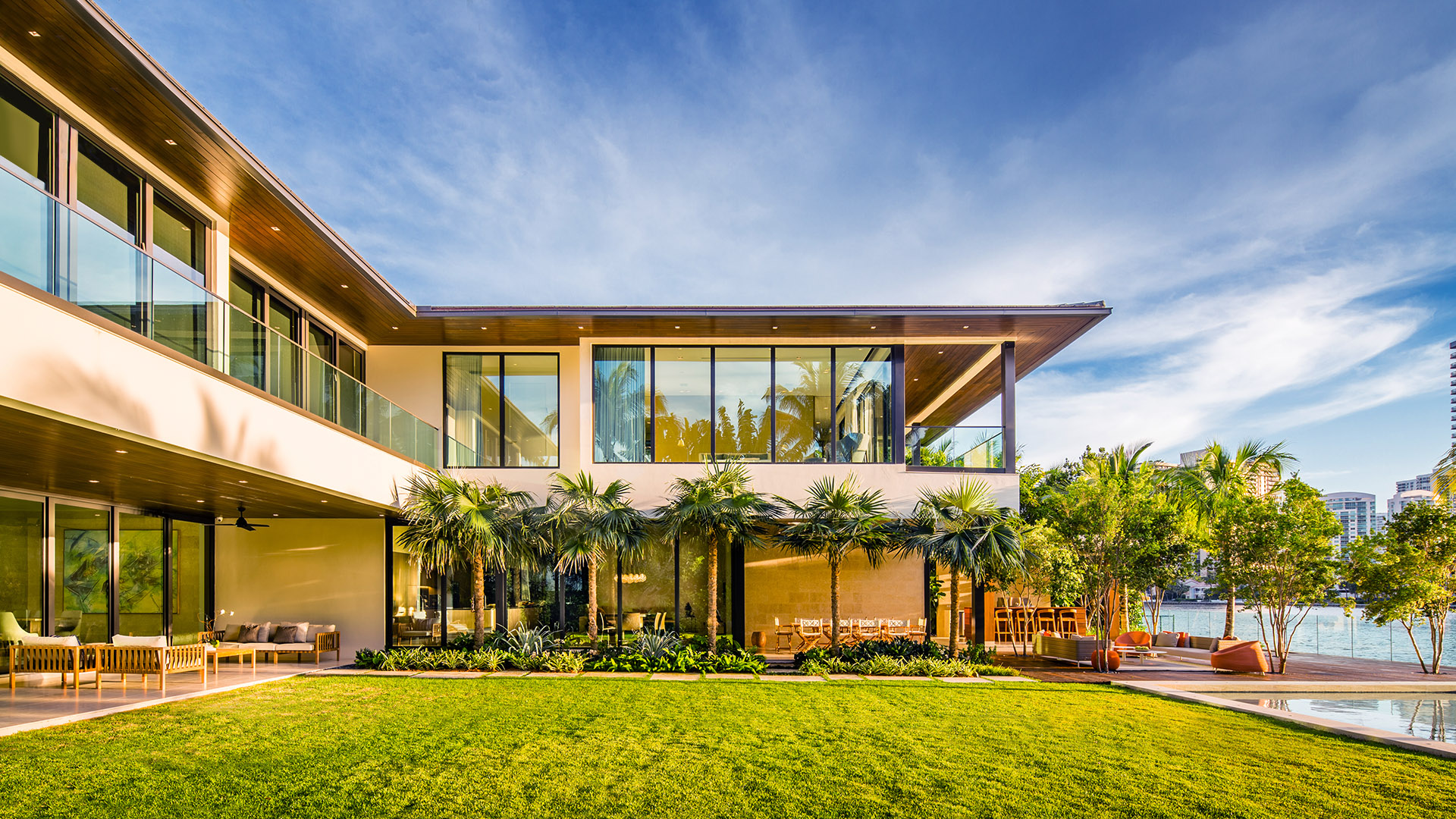 GOLDEN BEACH HOUSE KKAID