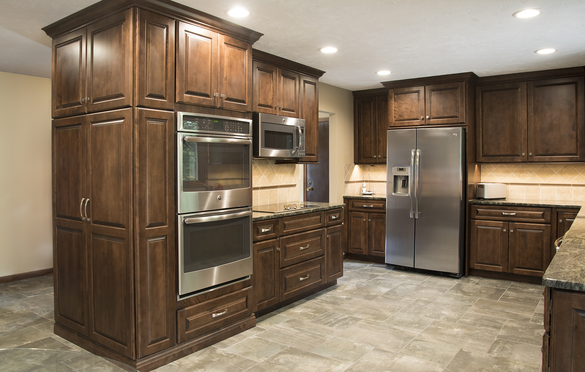 CI Portfolio Seneca (Birch, Mocha) Koch and Co