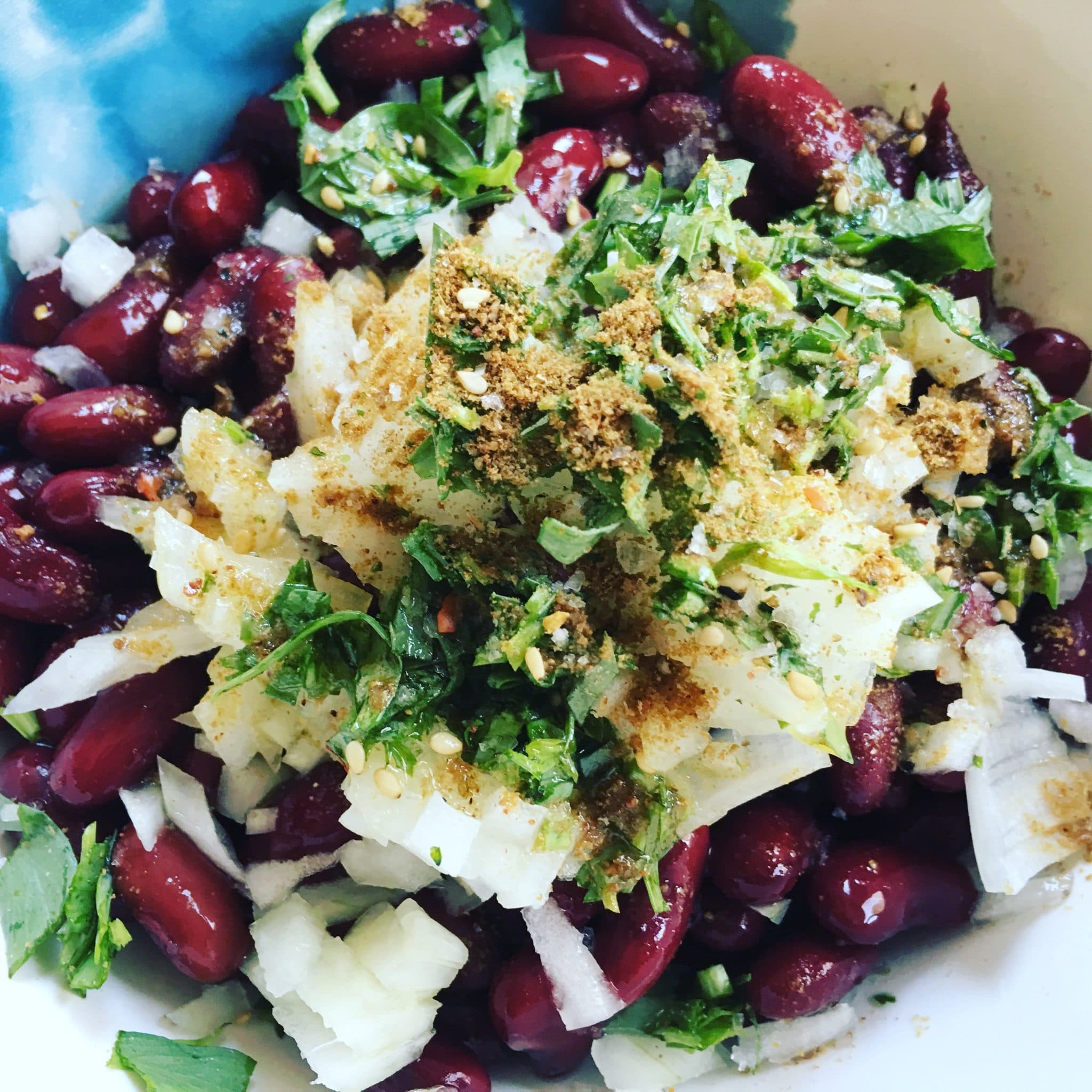 Kidney Bohnen Salat mit Estragon und orientalischen Gewürzen » köstlich!