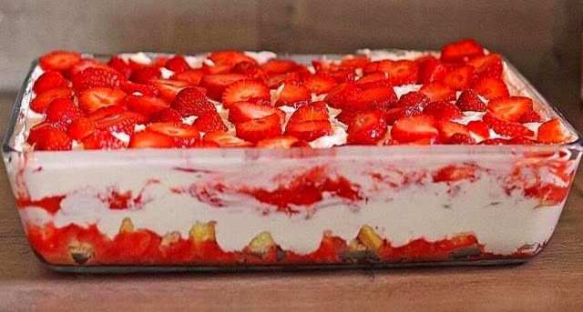 Raffaello Erdbeer Tiramisu, in 10 Minuten fertig ! Kochen Mit Uns