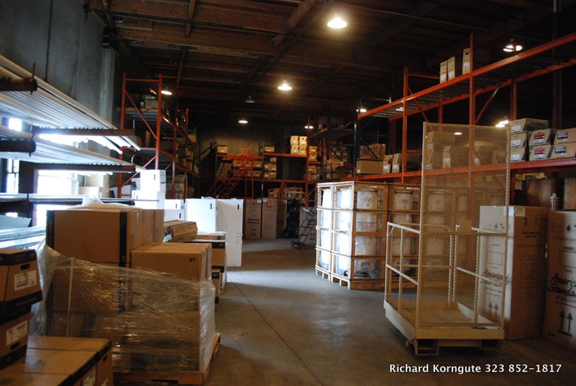 PLUMBING WAREHOUSE KODEVCO Real Estate Development & Management