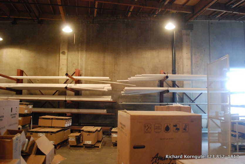 PLUMBING WAREHOUSE KODEVCO Real Estate Development & Management