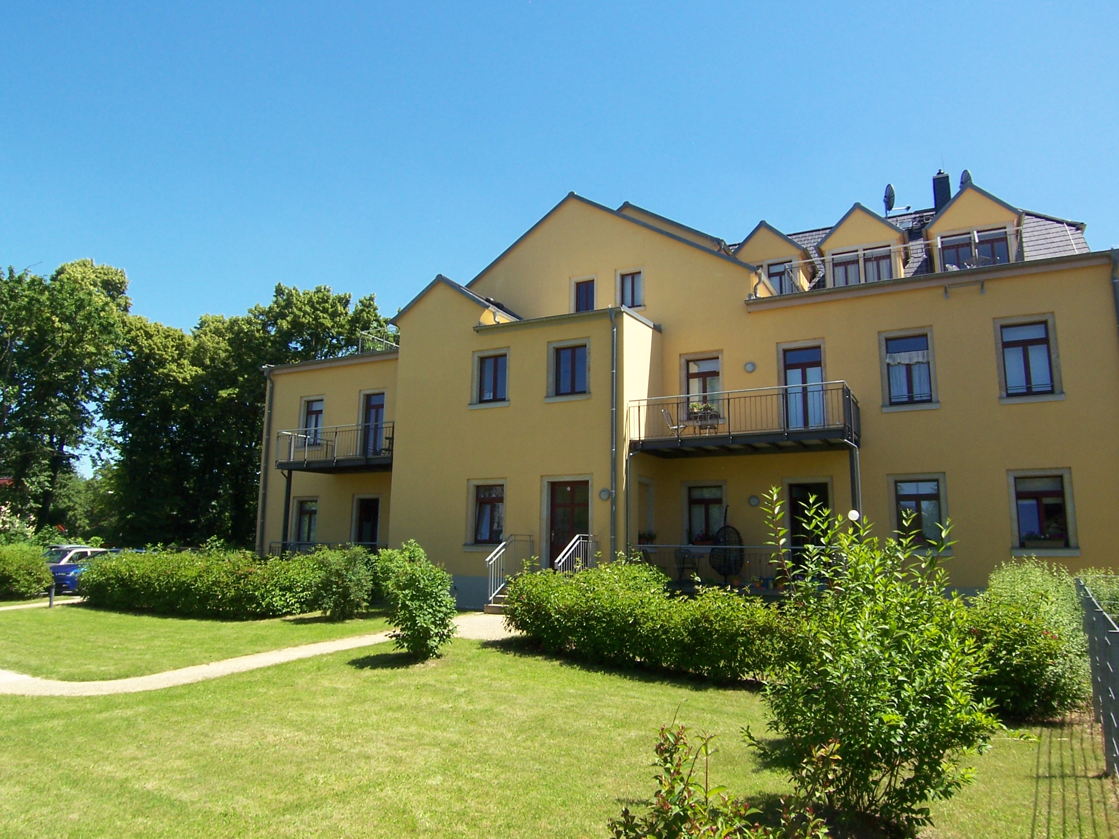 Boardinghouse KöLa7 — Inventory of the Apartments in Dresden