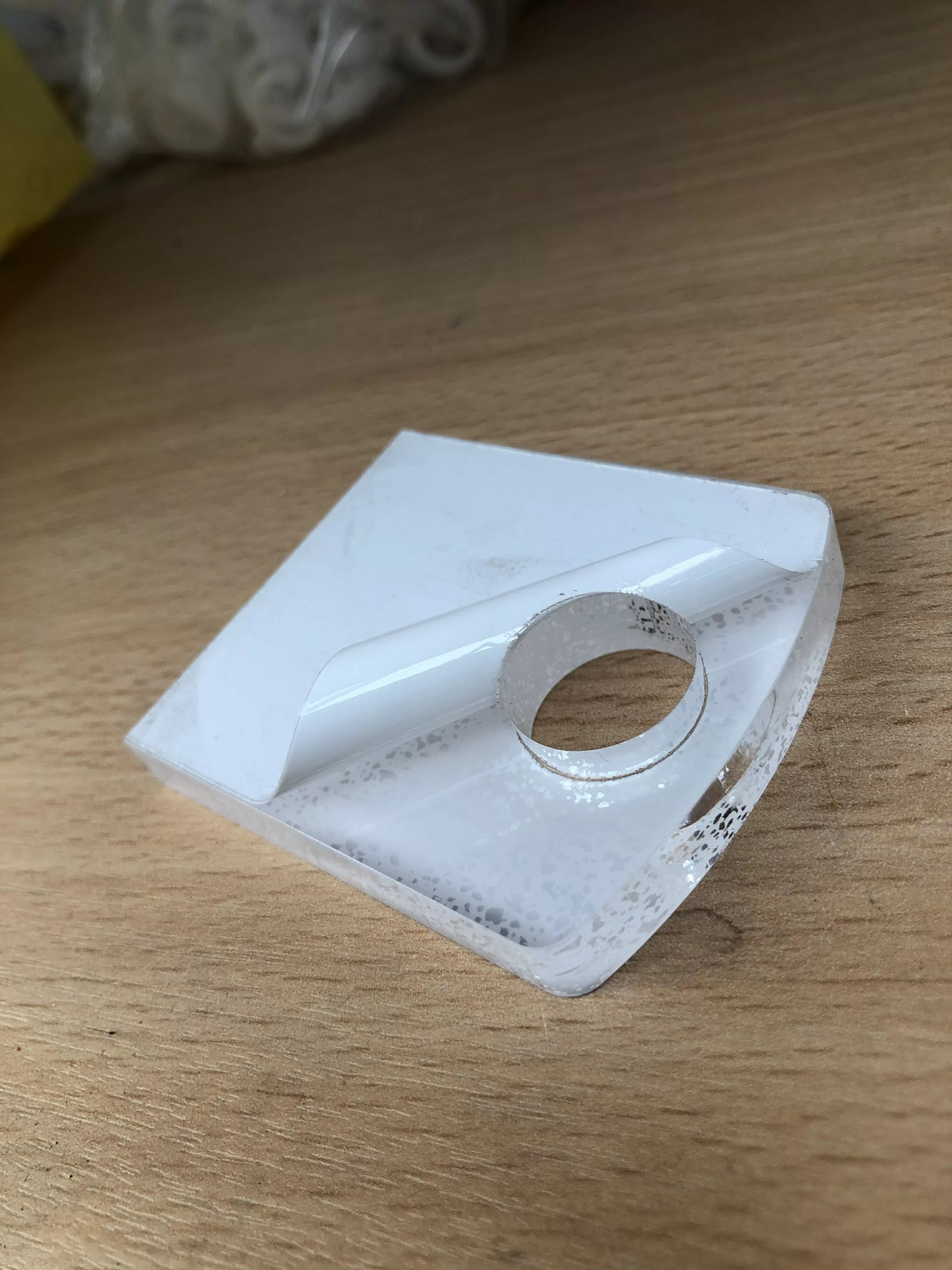 Beispiel laserschneiden auf Eurolaser mit Acrylglas (mit