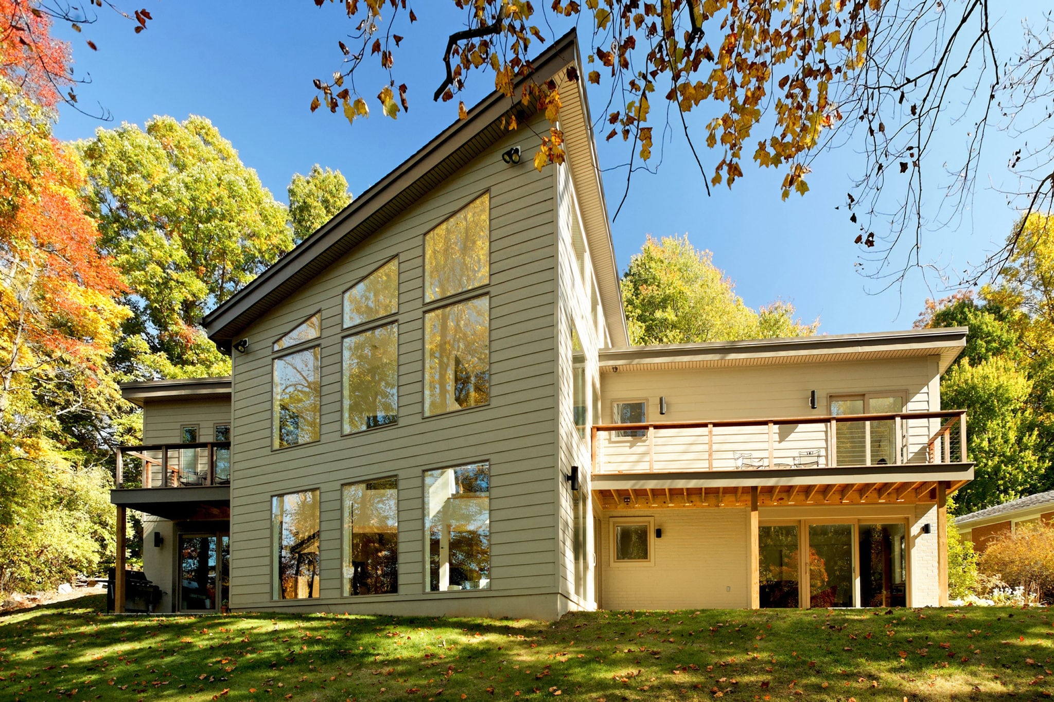 Lake Barcroft Contemporary Kohlmark