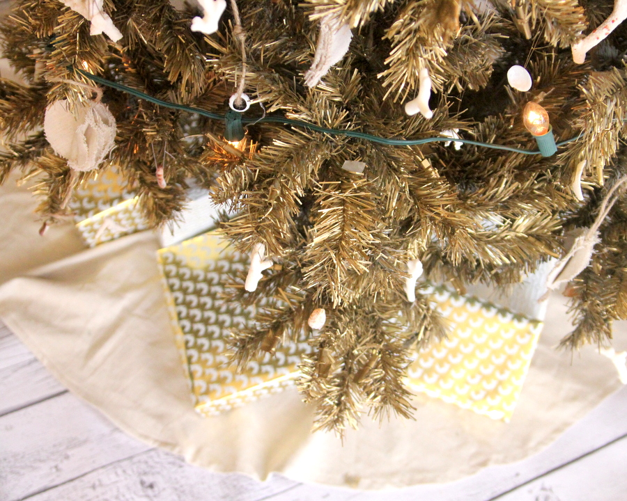 how to spray paint an artificial christmas tree