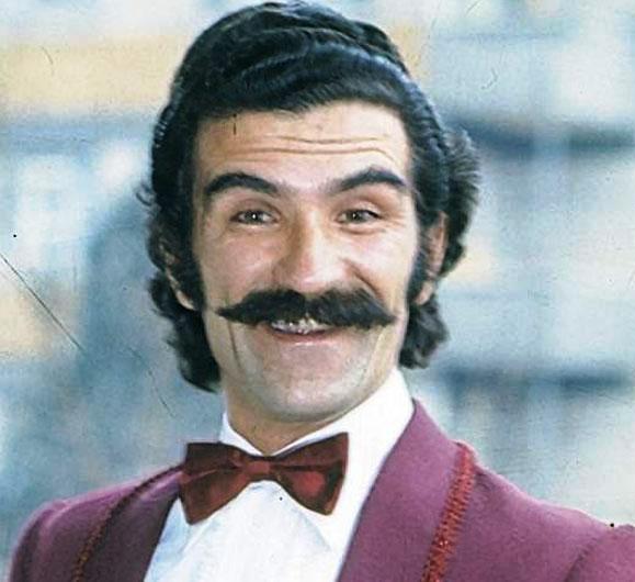 Yılmaz Köksal son yolculuğuna uğurlandı.