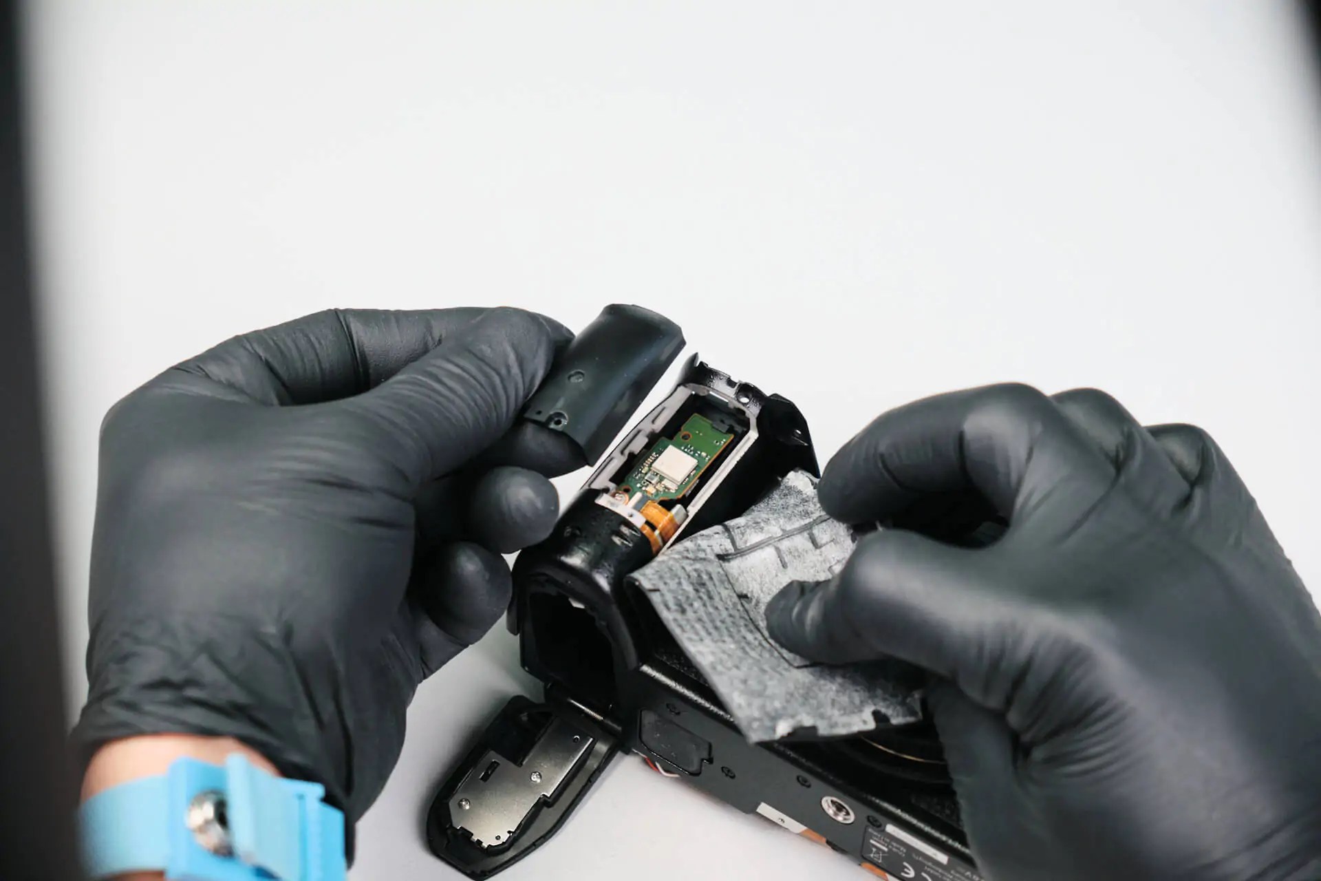 Panasonic Lumix S5 IIX Teardown Kolari Vision 2024