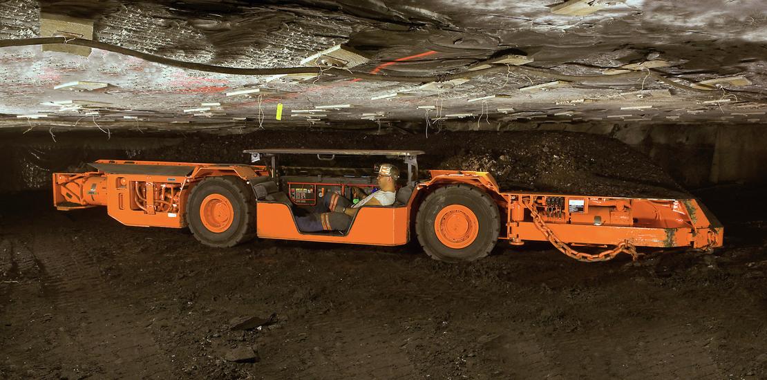 Joy 21SC04 Shuttle Cars Komatsu