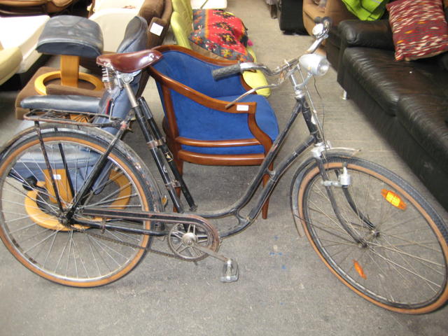 kommbar Second Hand Gebrauchte Möbel München auf Kommission