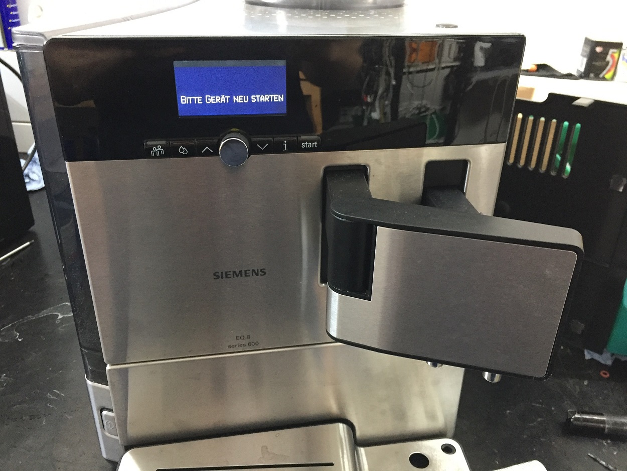 Siemens EQ.8 TE806501DE Series 600 - Meldung: Bitte Gerät neu Starten