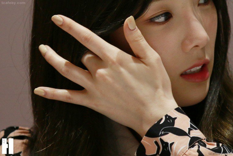 10+ Female Idols With The Most Beautiful Hands Koreaboo