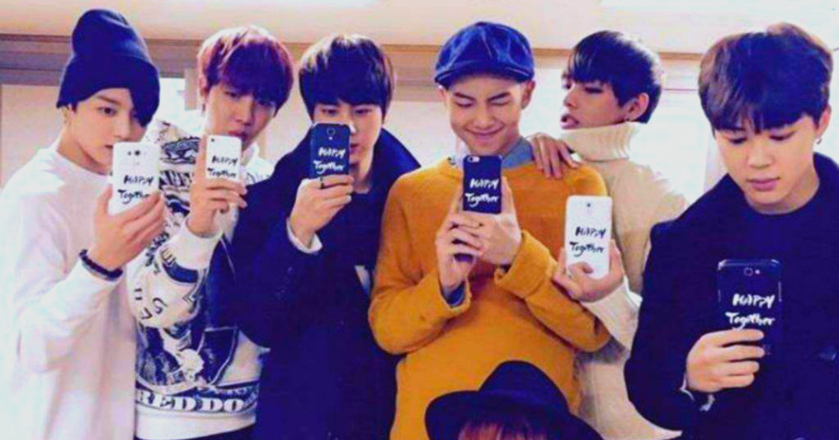 Here's Which Phones Your Favorite KPop Idols Are Using