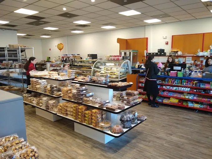 Lakewoods Gingerbread House Lakewood (KCL) Kosher Food Near Me