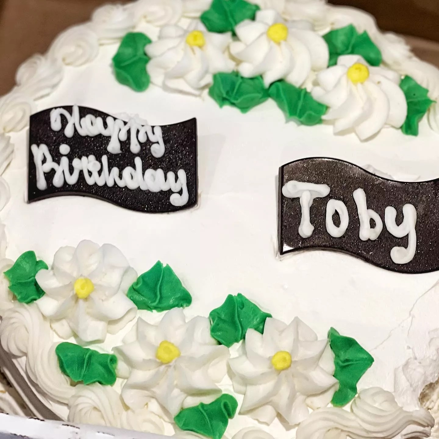 Mordy's Kosher Bakery and Cafe Highland Park (Vaad HaRabonim of Raritan