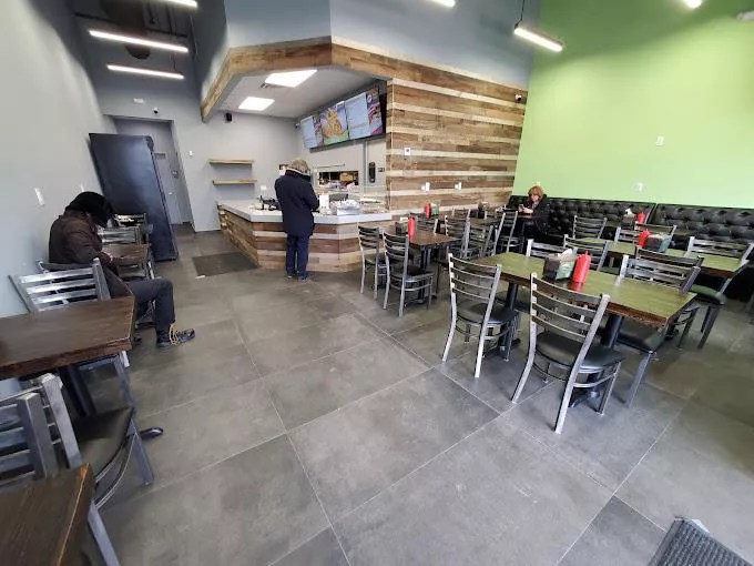 Holy Schnitzel (Roseland) Roseland (Vaad Harabonim of Metrowest NJ