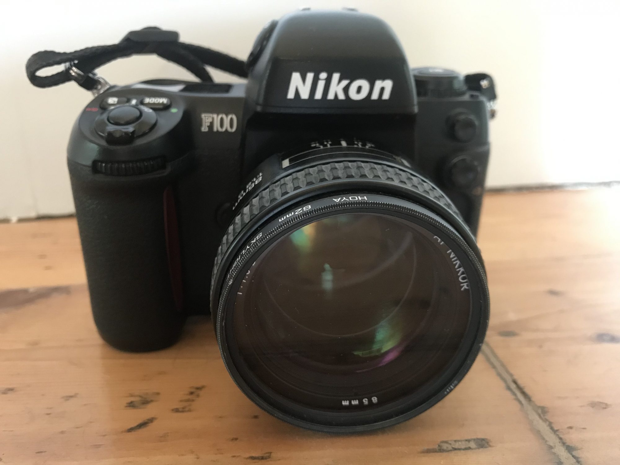 Nikon F100 review Kosmo Foto