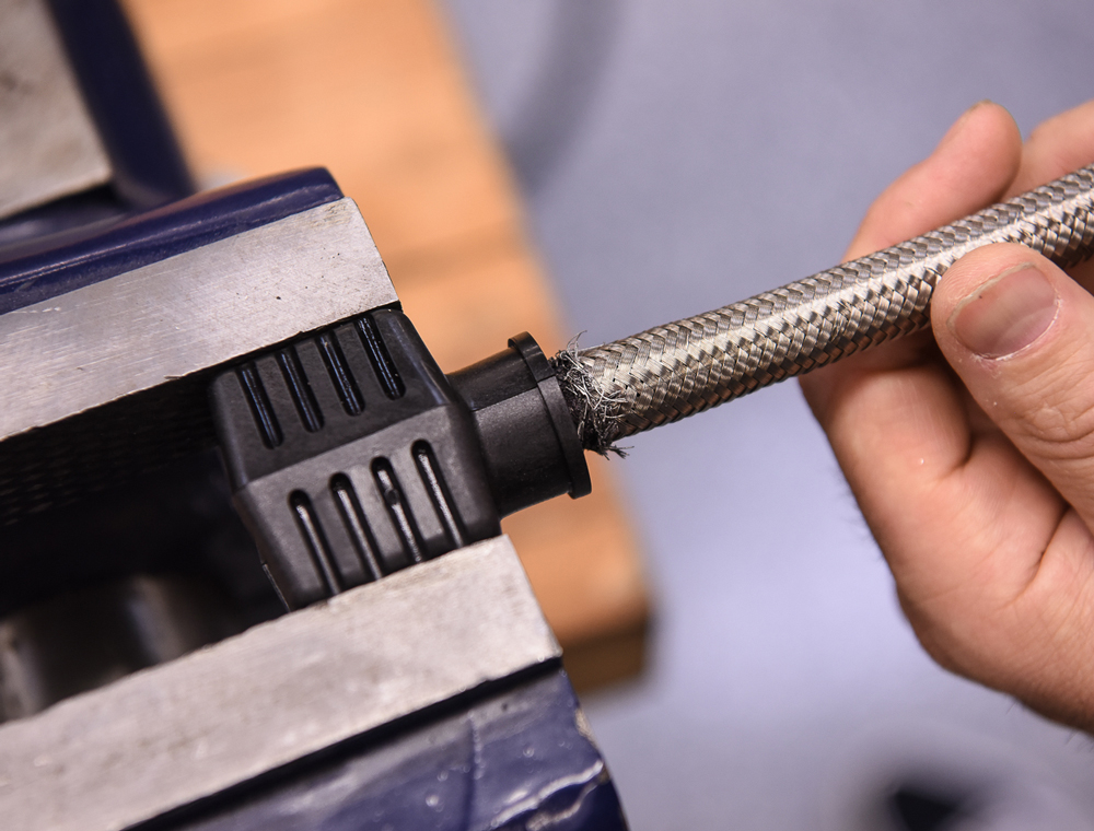 How to Install Braided Stainless Hose to the Threads of Fittings