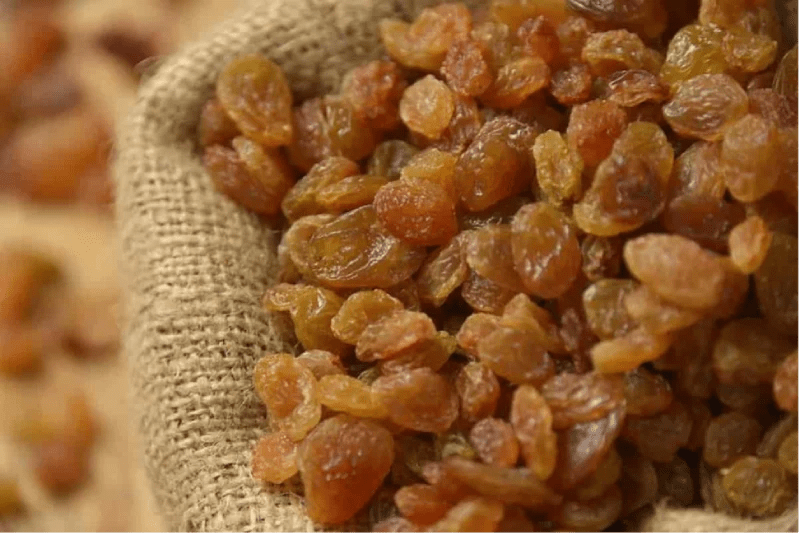 Sweet and Nutritious A Guide to Sultana Raisins kouroshfoods