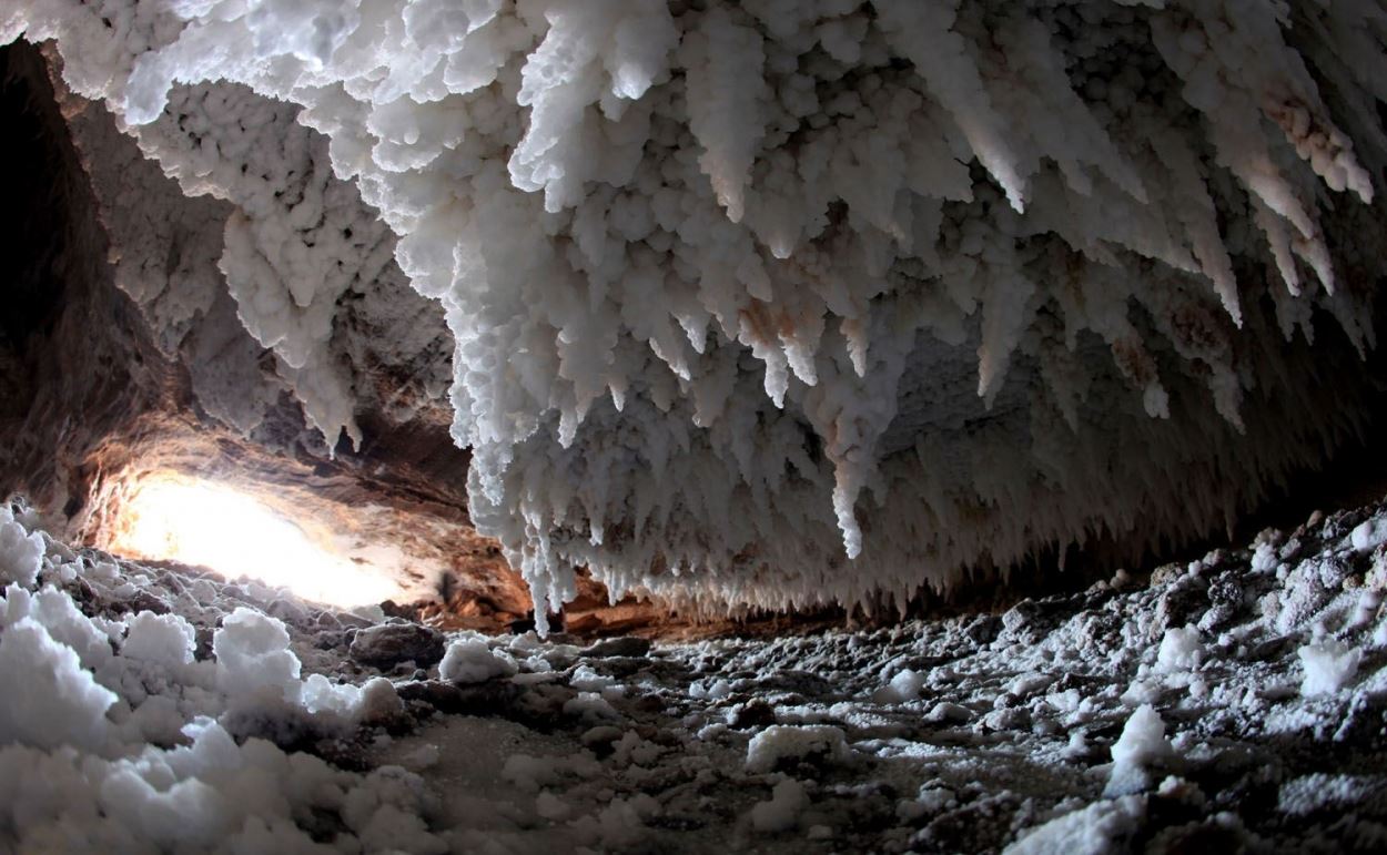 Where are the Salt Caves Located in the World? Salt Library Koyuncu