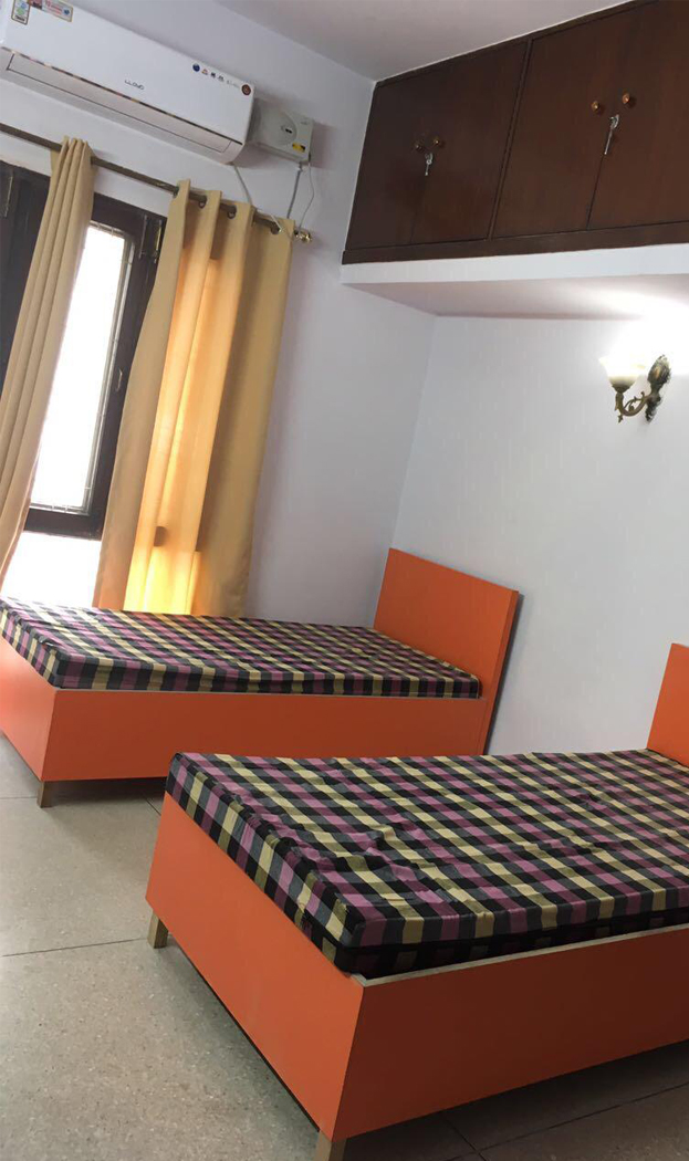 Best Girls/Ladies PG Near Me Kozie PG