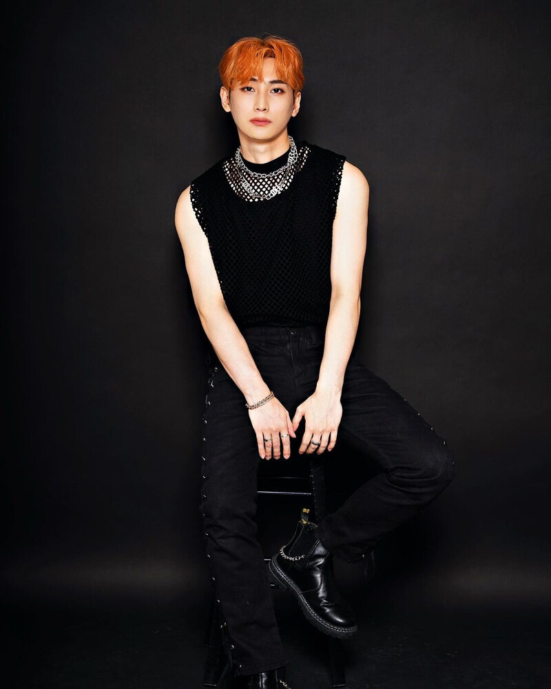 230725 Isaac Instagram Update kpopping