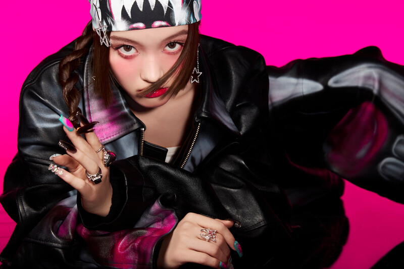 XG SHOOTING STAR (Performance Video) Behind Photos kpopping