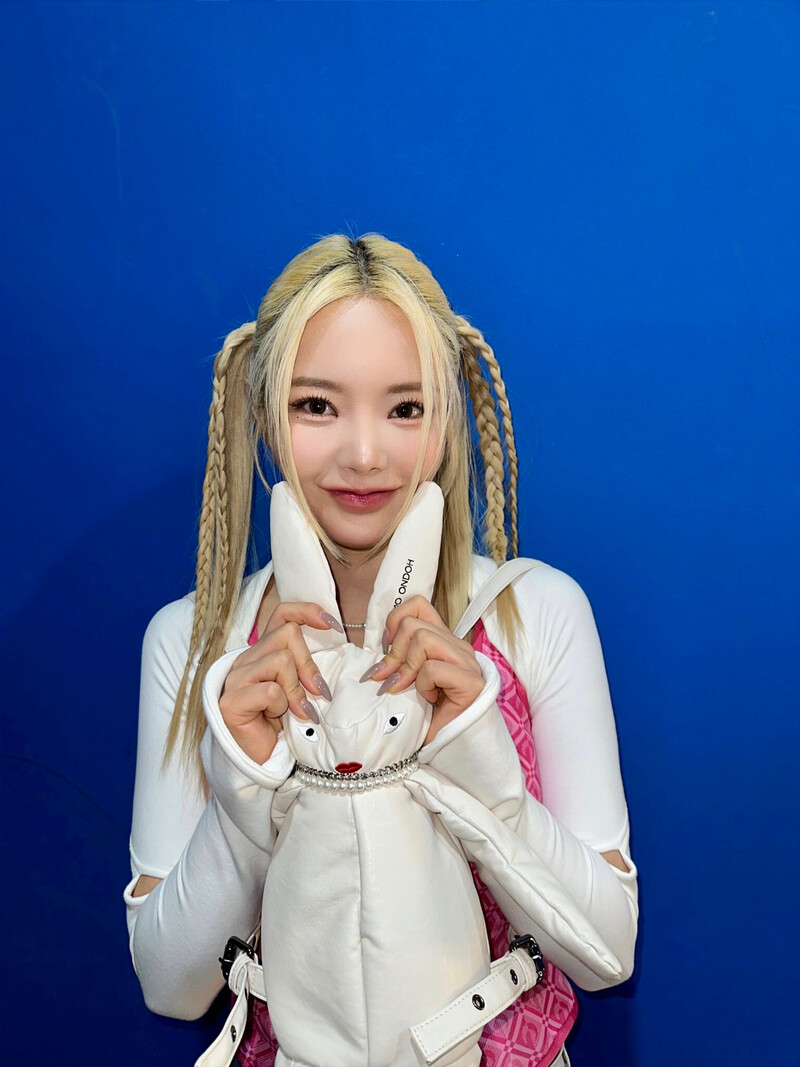 230413 FIFTY FIFTY Twitter Update Keena kpopping