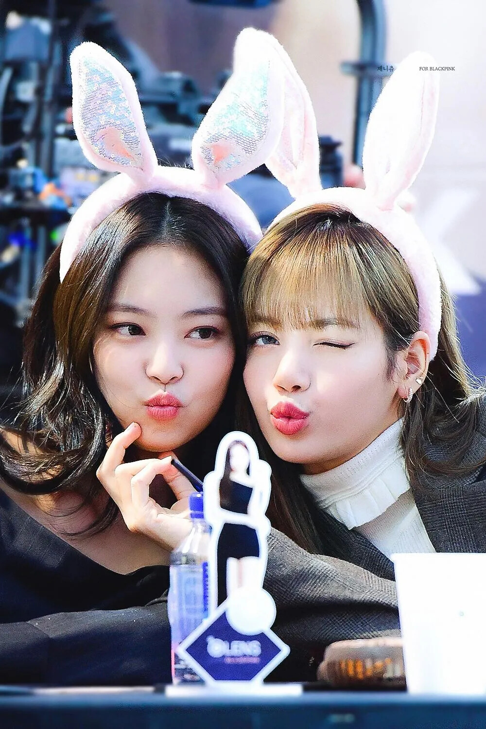 191012 BLACKPINK Jennie & Lisa kpopping