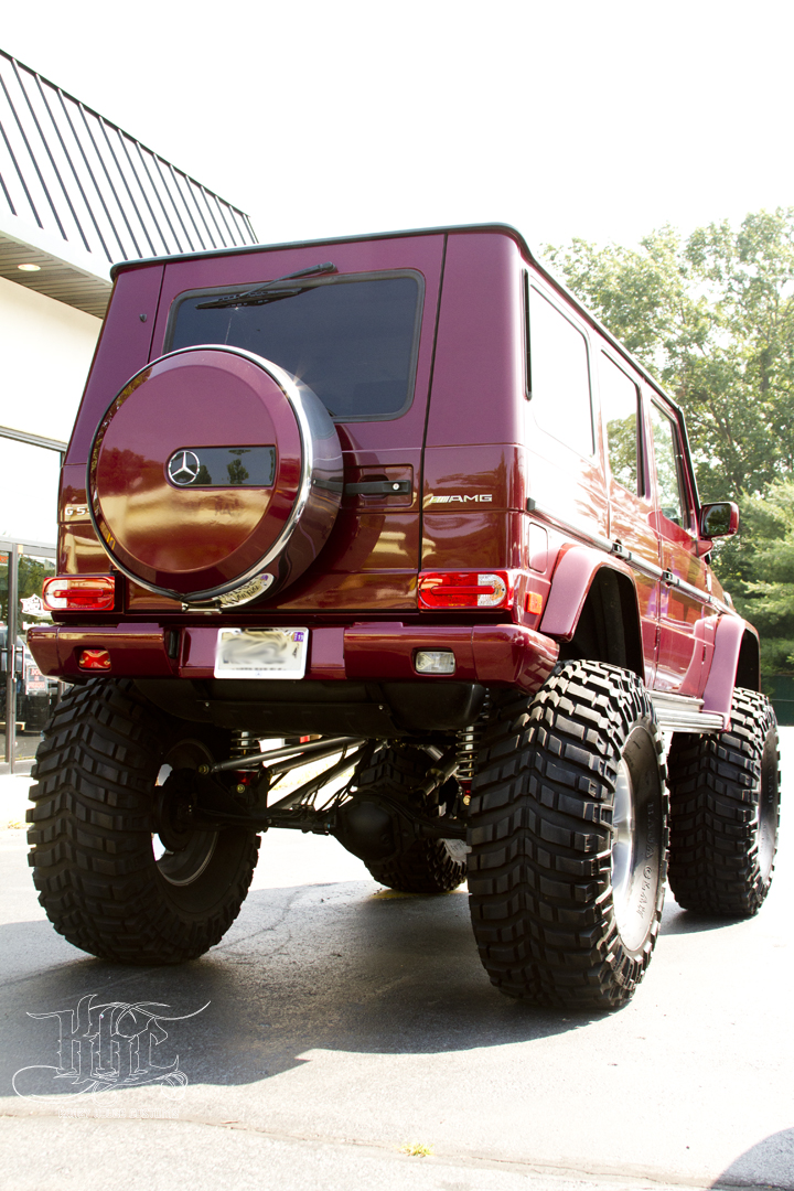 Check out this OneOfAKind G Wagon!!!! As far as we know its the only G Wagon with a 12″ Lift