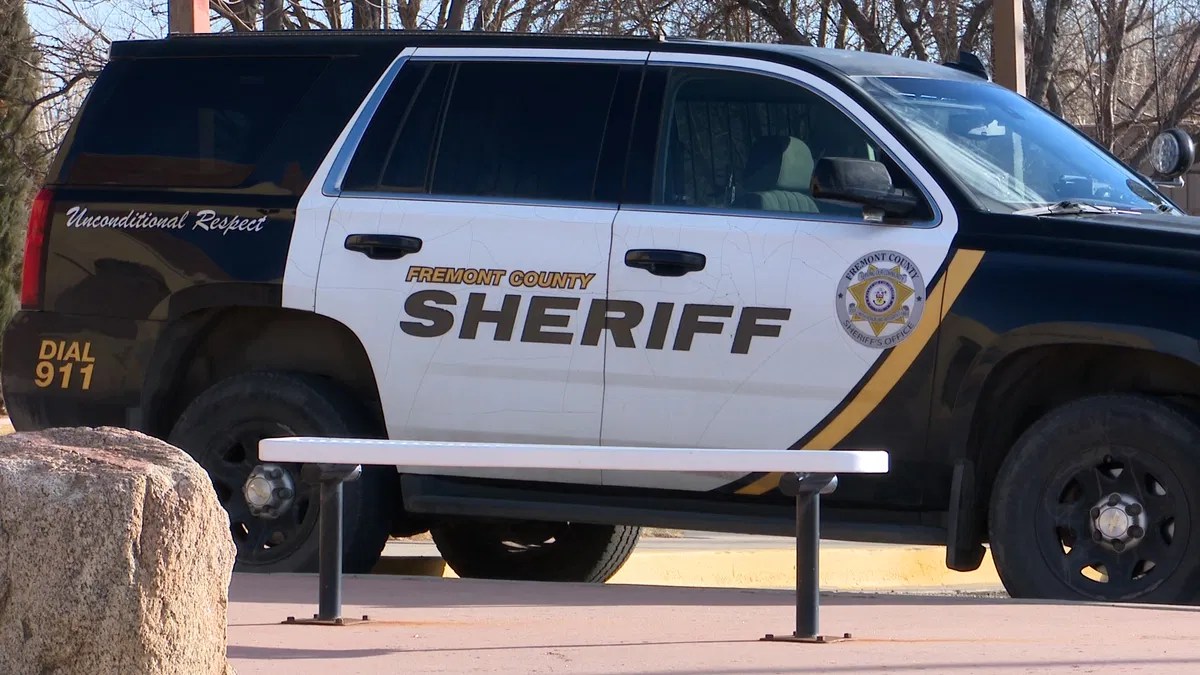 Fremont County deputies respond to a suspicious death; one person of