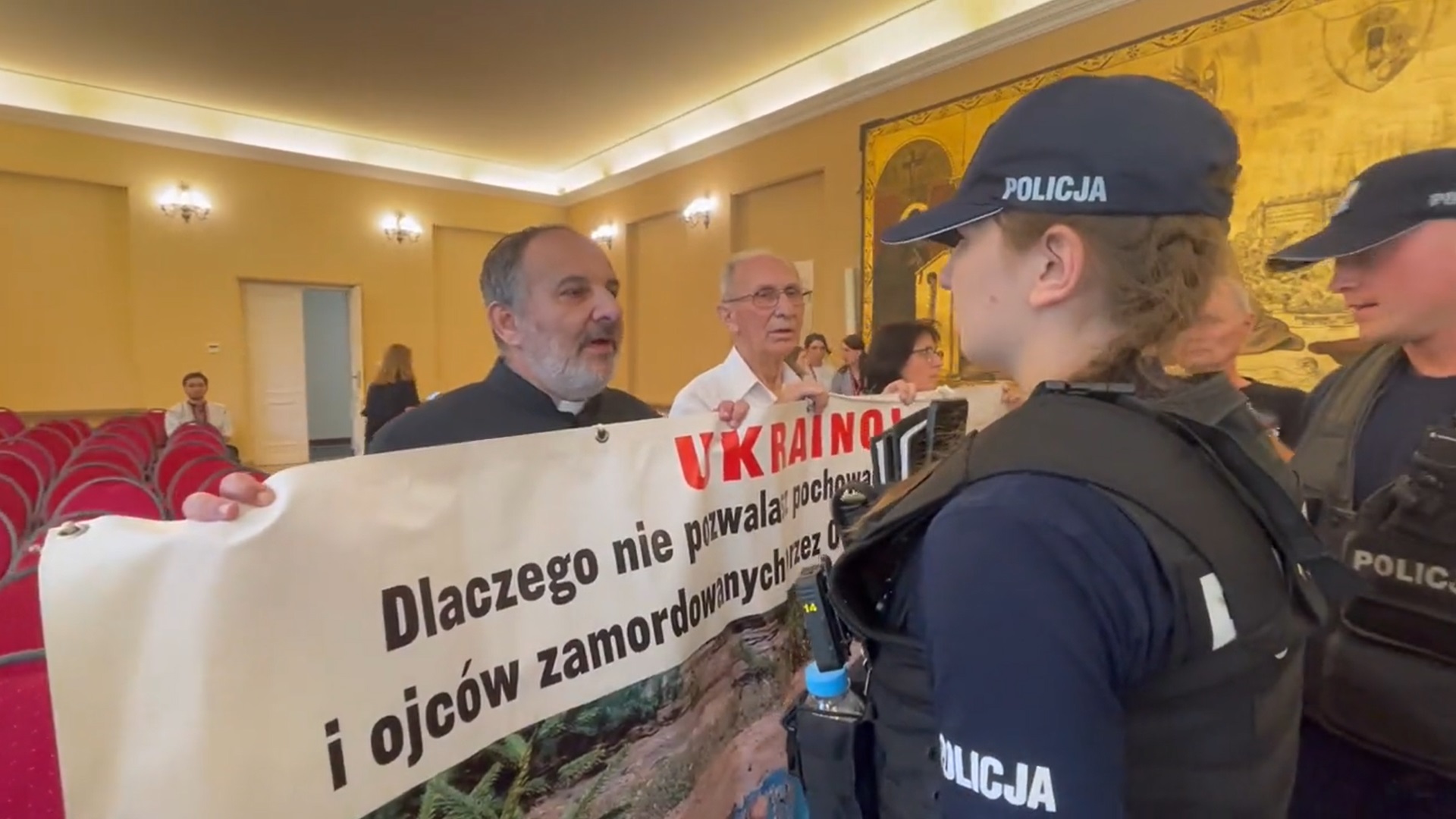 Konferencja o ludobójstwie wołyńskim. Ks. IsakowiczZaleski nasłano na