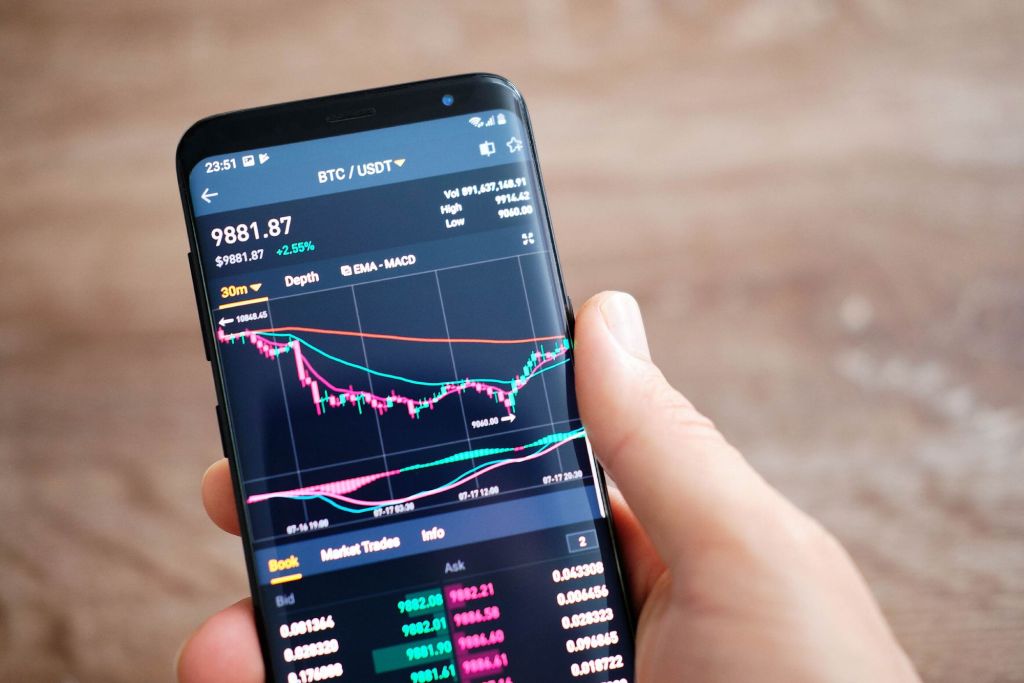 Crypto-exchanges-recorded-net-deposits-averaging-30K-BTC.jpg