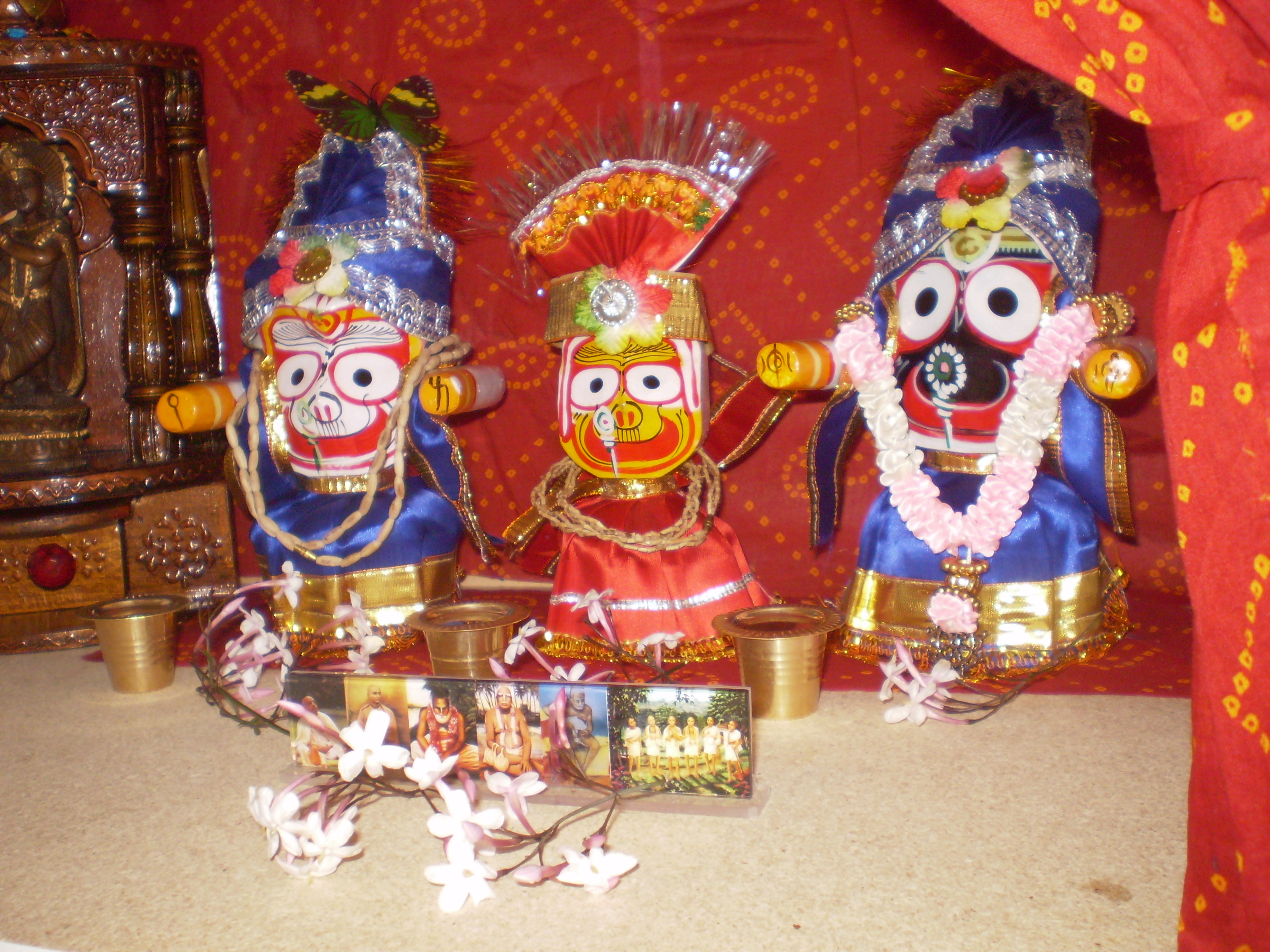 Jagannatha, Baladeva and Subhadra Deities (6" High)