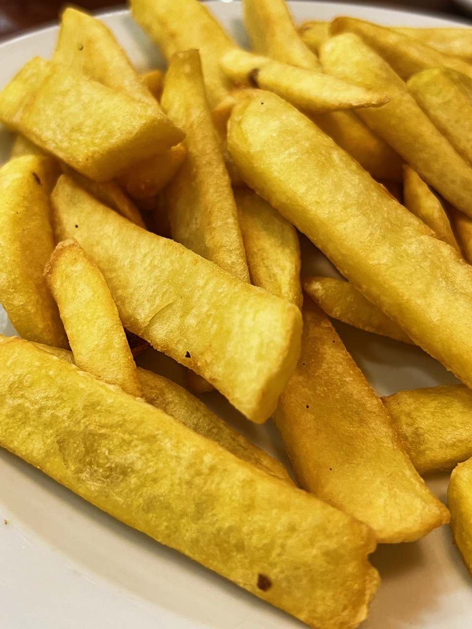 Bensons Cafe (Glasgow 2023 Review Kris Munro