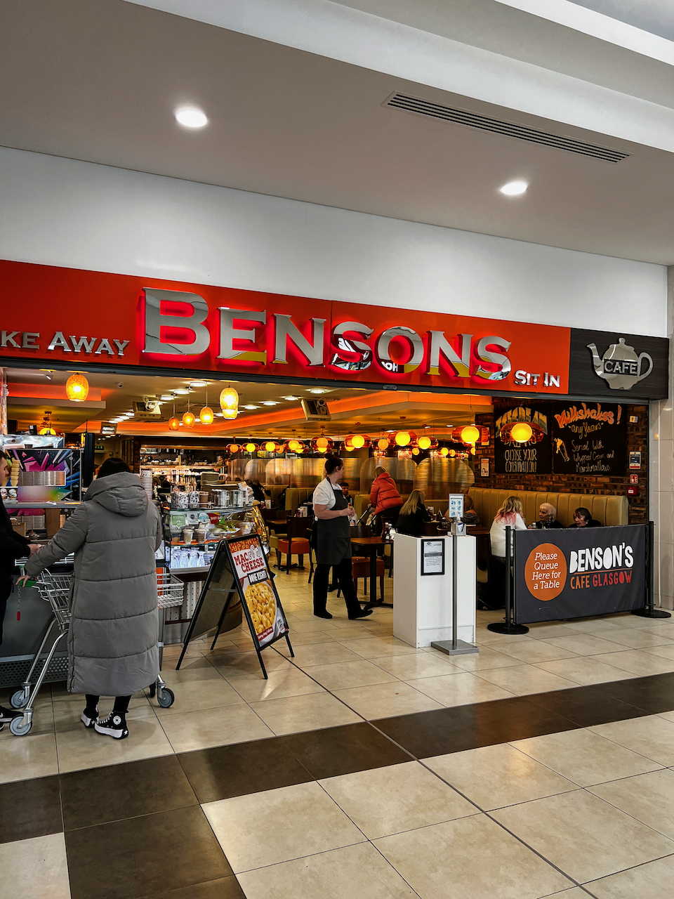 Bensons Cafe (Glasgow 2023 Review Kris Munro