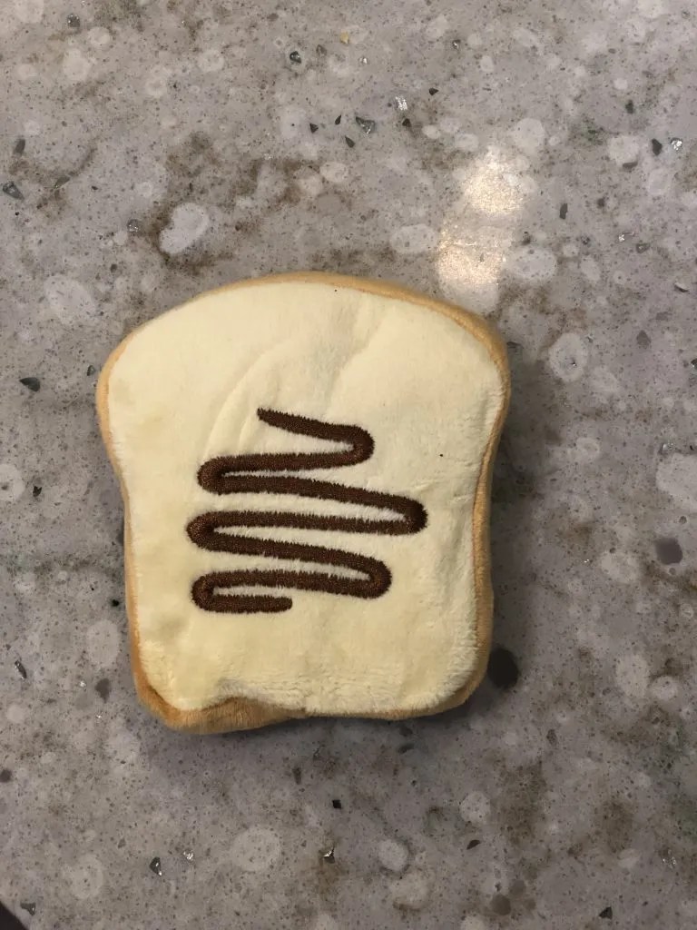 Can Cats Eat Toast? Plus Honest Review Of Bread Catnip Toys • Kritter