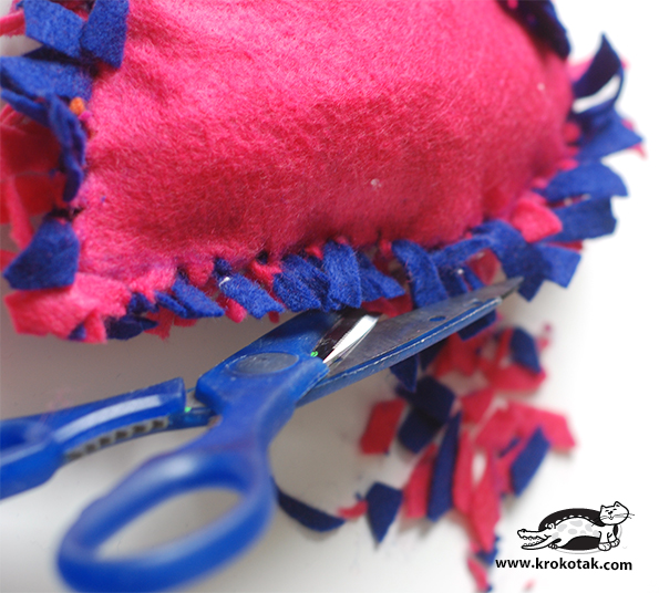 krokotak Heart pillow (nosew)