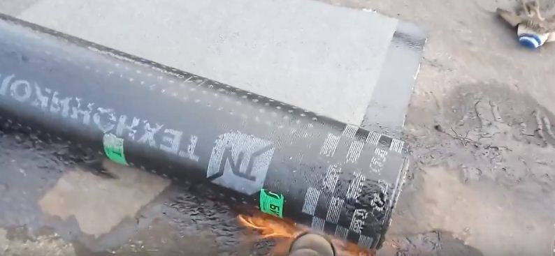 2 можно ли паяльной лампой крыть крышу бикростом