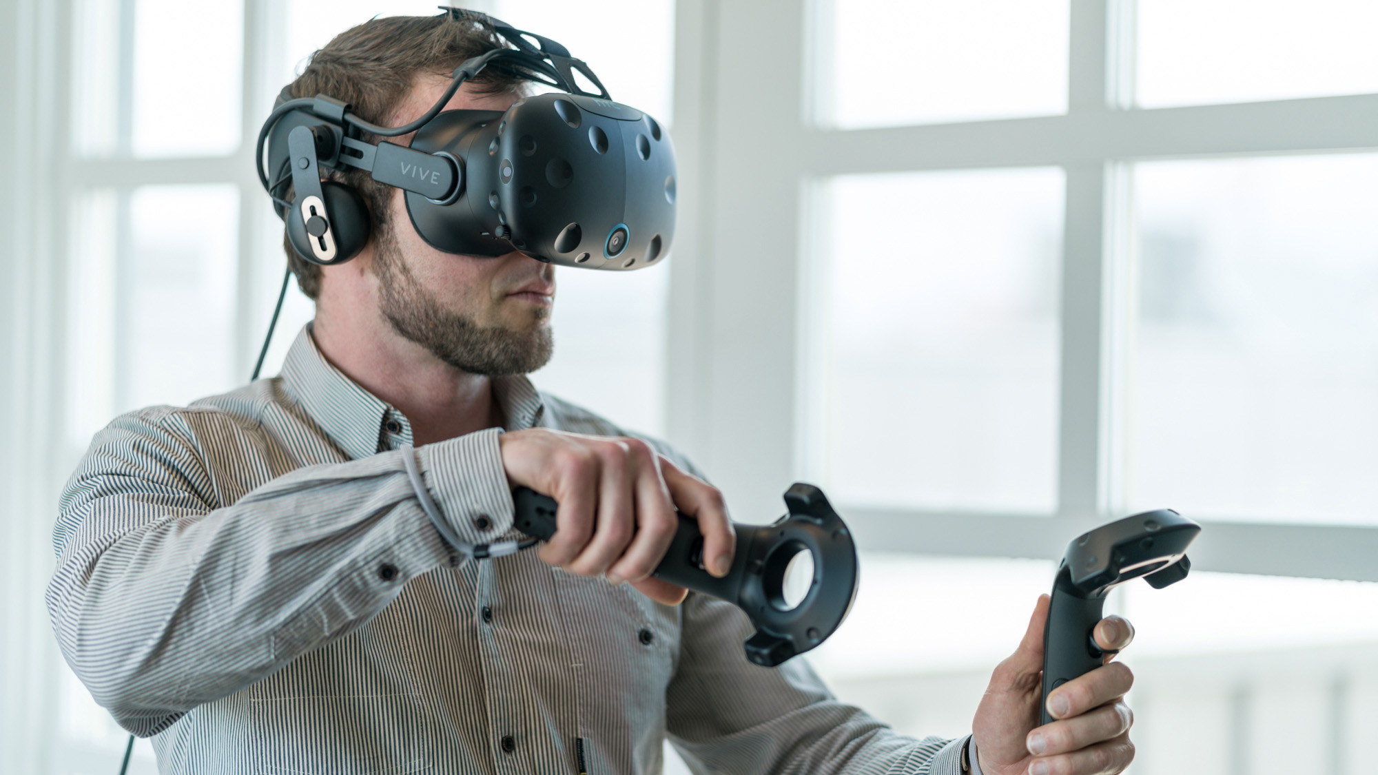 HTC VR decline reports false, Vive headset selling at record rate