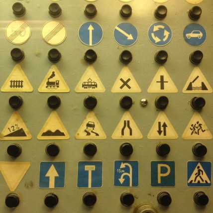 Spielautomaten-Museum Verkehrsschilder