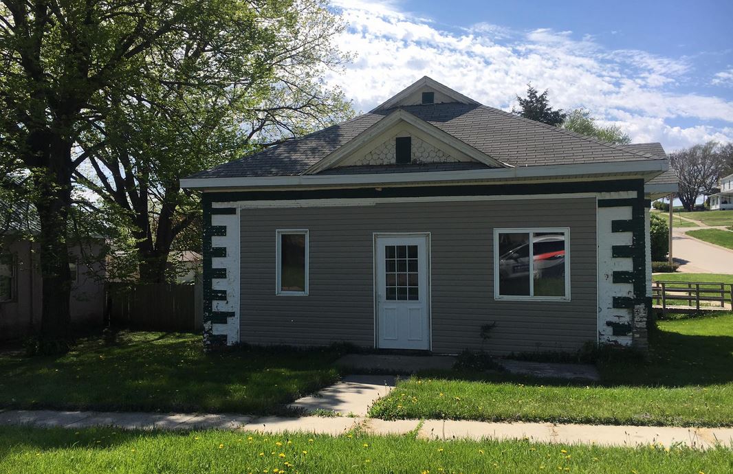 AUTHORITIES INVESTIGATE ASSAULT IN EMERSON, NEBRASKA KSCJ 1360