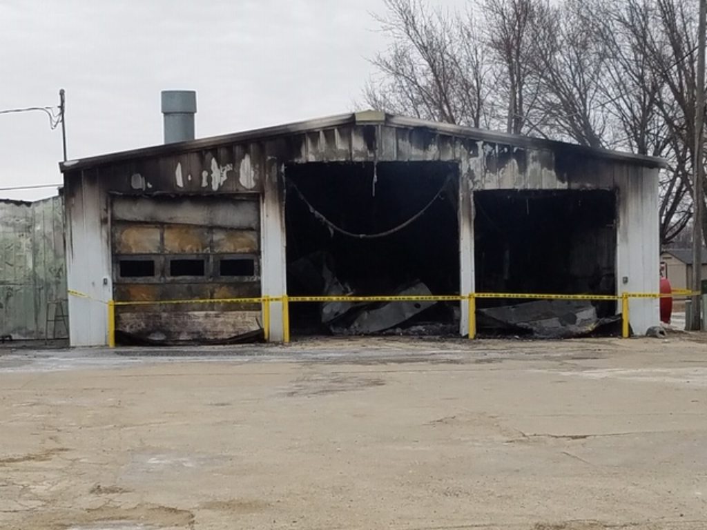 FIRE DAMAGES CORRECTIONVILLE BUSINESS KSCJ 1360